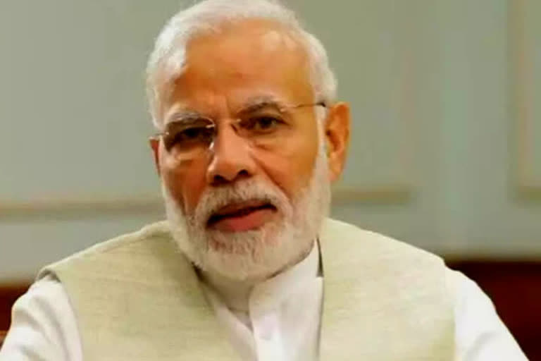 MODI ADDRESSING MEDIA  prime minister narendra modi  lock down extension  narendra modi tweet  പ്രധാനമന്ത്രി നരേന്ദ്രമോദി  മോദി രാജ്യത്തെ അഭിസംബോധന ചെയ്യുന്നു  നരേന്ദ്രമോദി ട്വീറ്റ്  ലോക്ക് ഡൗൺ നീട്ടിയേക്കും