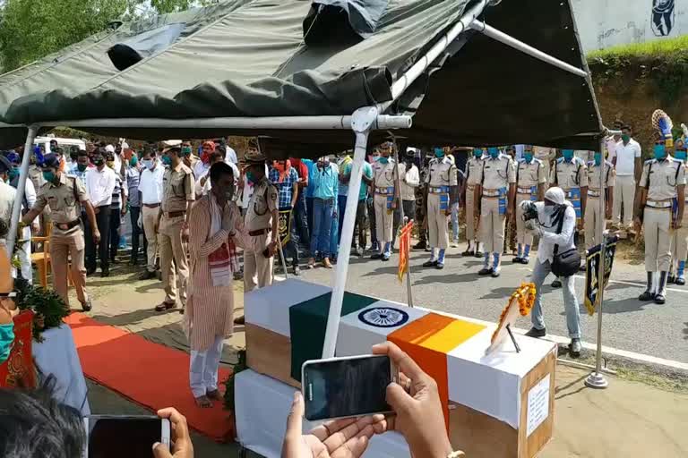 Tribute paid to martyr Munna Yadav