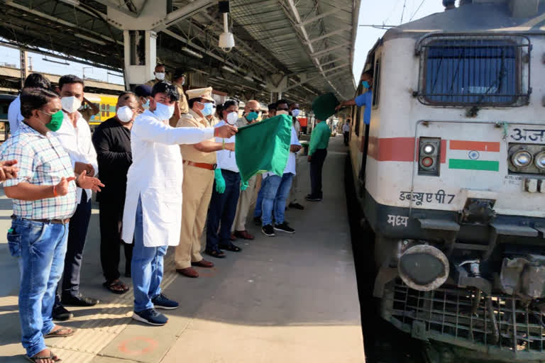 mumbai-leave-for-odisha-by-special-train