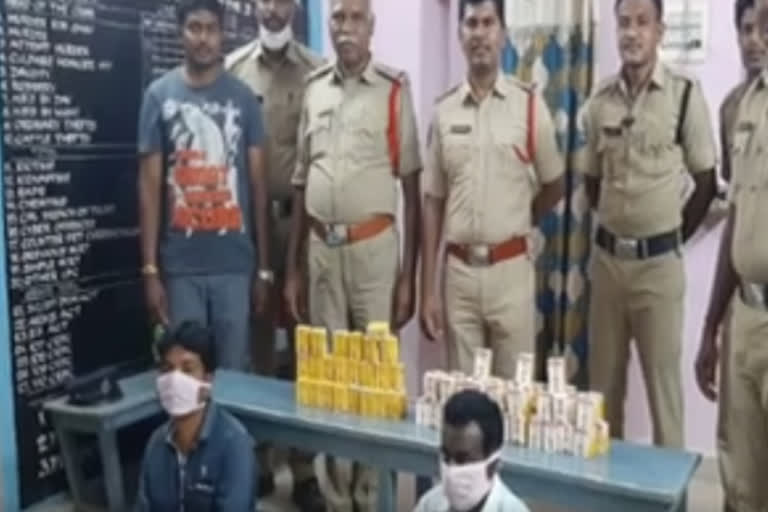 liquor seized in chittor dst thamballapalli from karnataka