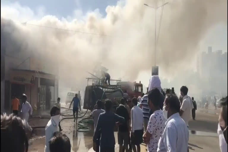 Short-circuit fire in the shop, Furniture shop caught fire