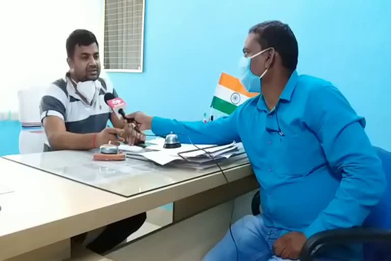 special interview of Superintendent of Labor Praveen Kumar in Dhanbad