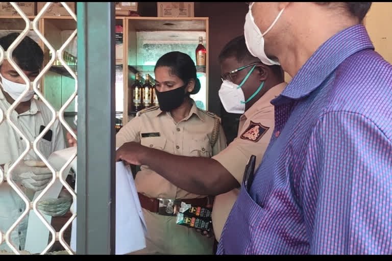 Excise officers attack MS IL shop in Kadapa