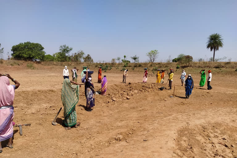 laborers getting employment under MNREGA