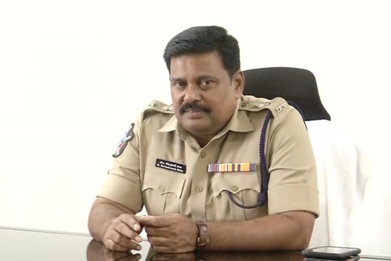 The district SP who suspended the two constables at krishna distri