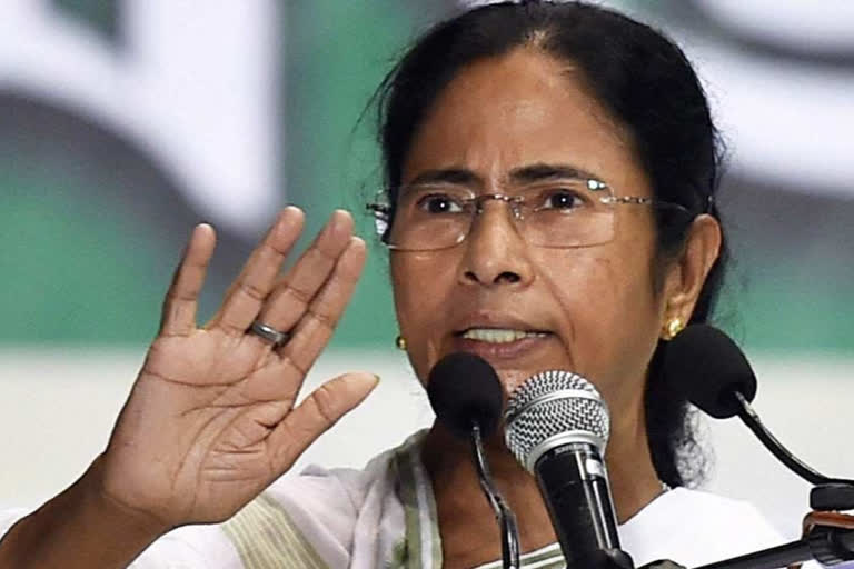 Mamata Banerjee COVID-19 pandemic COVID-19 outbreak Coronavirus lockdown West Bengal MGNREGA Trinamool Congress public distribution system കൊൽക്കത്ത ലോക്ക് ഡൗൺ മുഖ്യമന്ത്രി മമത ബാനർജി കൊവിഡ് 19 തൊഴിൽ നിയമം