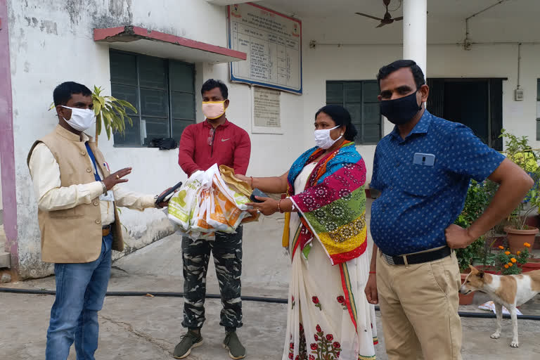 Modi security kit distributed in police station