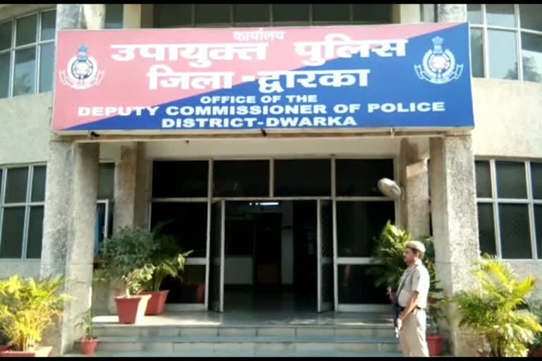 dwarka police satation SHO found corona positive