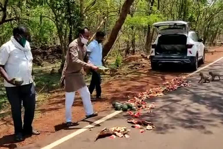 Passengers who have quenched the hunger of animals at Chincholi Wildlife Sanctuary.