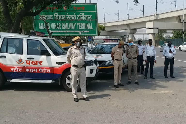 Train departs from Anand Vihar Rail Terminal with Bihar Migrant