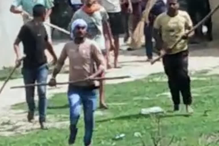 video viral of conflict between two groups in gonda