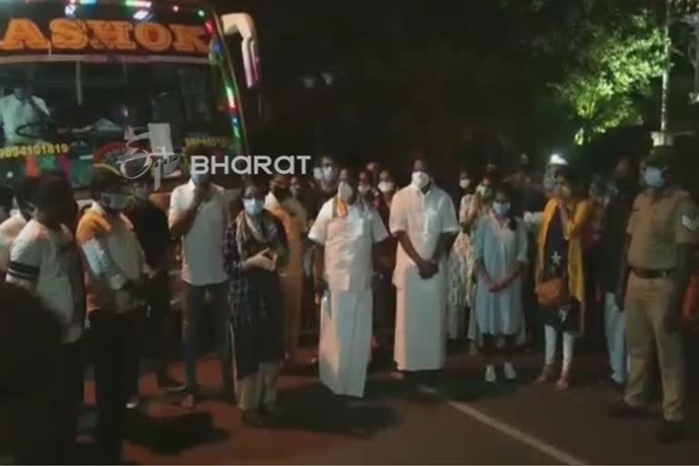 kerala students in puducherry goes to their native in special bus