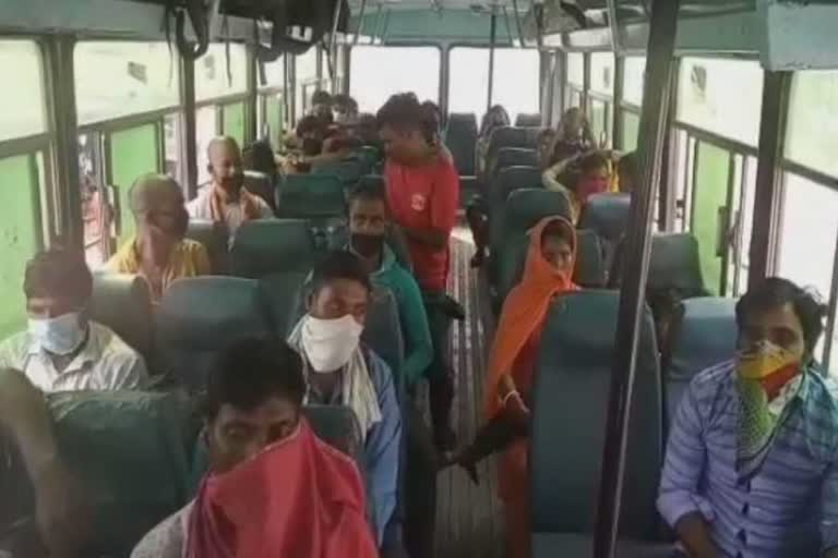 90 migrant workers sent to rohtak railway station from tawdu