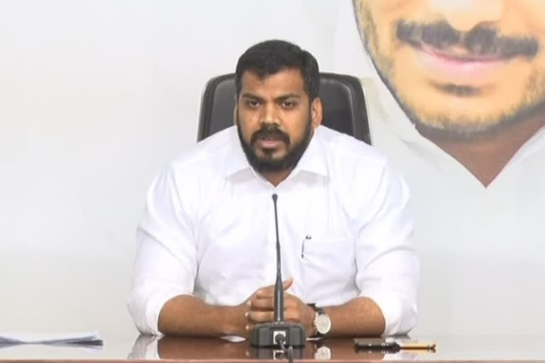 minister anilkumar yadav fires on tdp about pothireddypadu