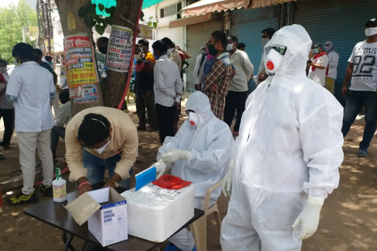 सब्जी मंडी के पास मेडिकल कैंप, Medical Camp nearby Sabzi Mandi