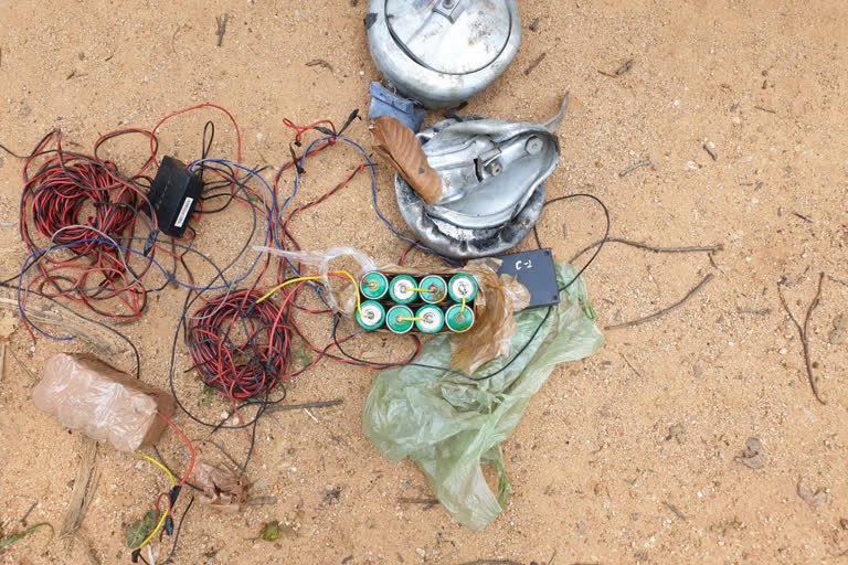 ied diffused in dantewada