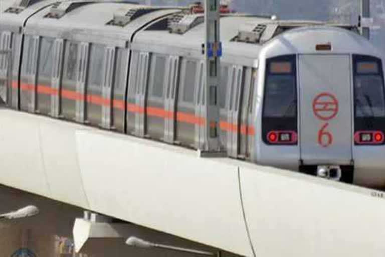 Delhi Metro: Thermal scanners, social distancing stickers in coaches, platform areas