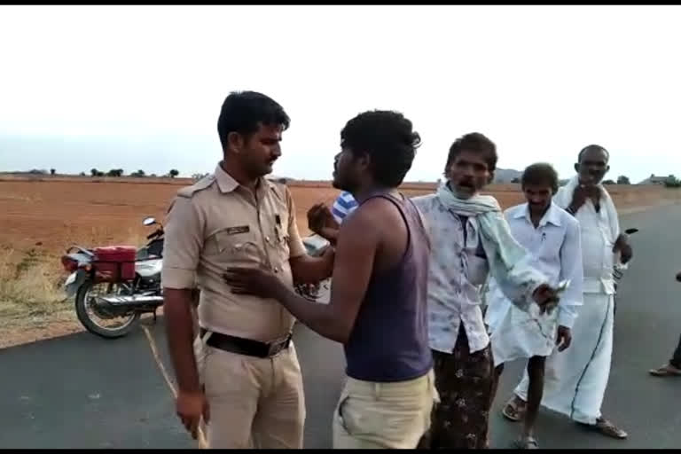 Assault on  Cop at Andhra Check post