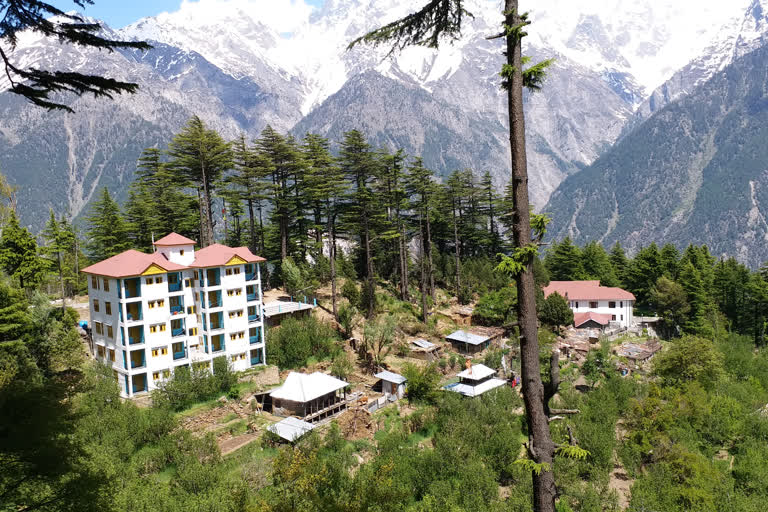 Hotel business in Kinnaur loss of crores from Corona, 80 big hotels closed