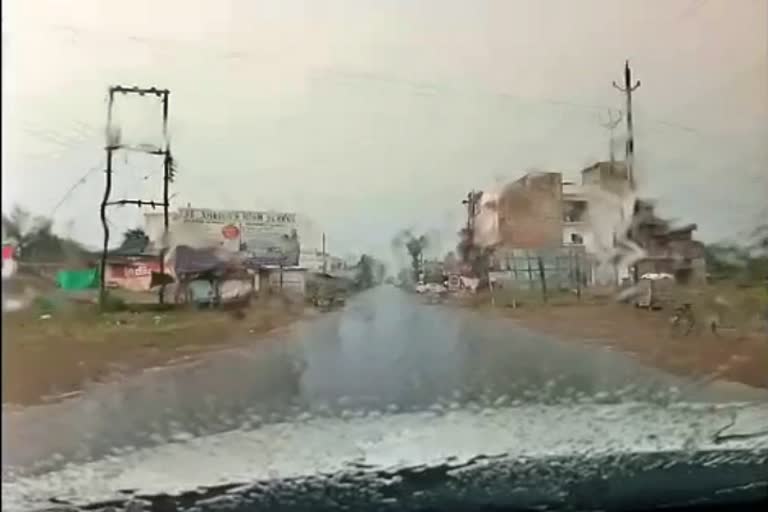 Unseasonal rains in Mungeli