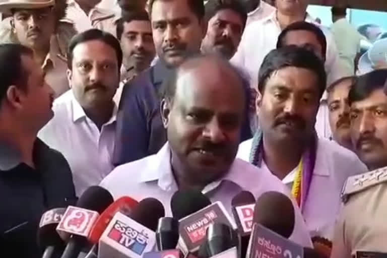 H D Kumaraswamy