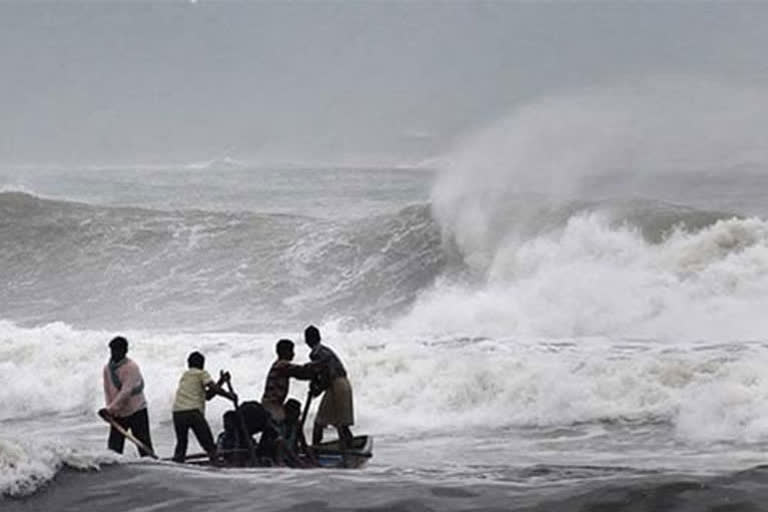 Odisha: Cyclonic storm 'Amphan' likely to intensify into Severe Cyclonic Storm in next 6 hours