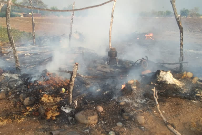 gas cylinder blast in datada village hingoli