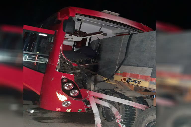 Satna Road accident