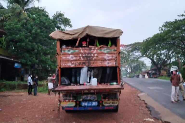 Police seized lorry  smuggle workers  ചങ്ങരംകുളം  മലപ്പുറം  അതിഥി തൊഴിലാളികൾ