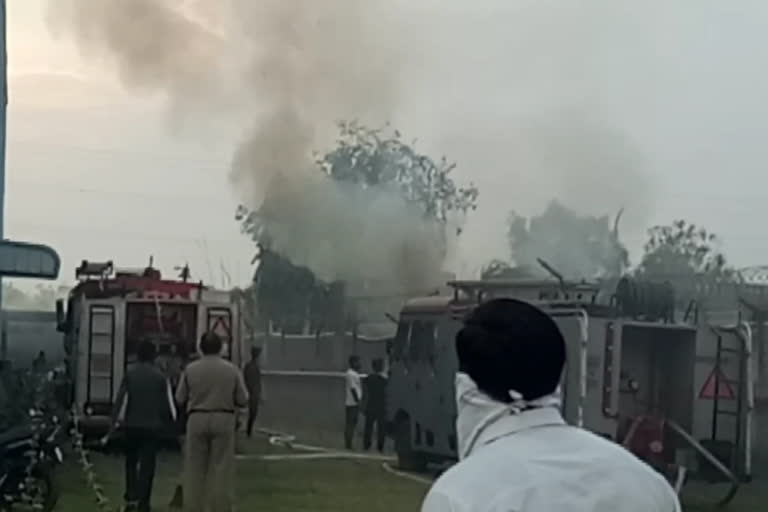 Vinco Auto Industry factory caught fire in Kasna noida