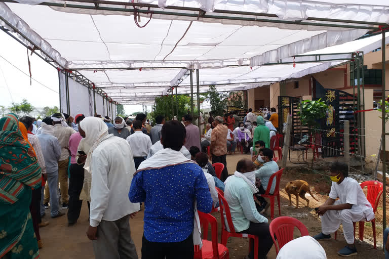 Death of Saint Dev Prabhakar Shastri, many disciples reaching for last darshan