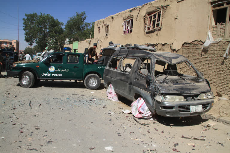 afghanistan blast kills 5  taliban attacks in Afghanistan  blast in Ghazni city  suicide bomb attack in afghanistan  Kabul  Ghazni  കാബൂൾ  അഫ്‌ഗാനിസ്ഥാൻ  ചാവേർ ആക്രമണം  താലിബാൻ  കിഴക്കൻ അഫ്‌ഗാൻ  അഷ്‌റഫ് ഘാനി  അബ്ദുല്ല അബ്ദുല്ല