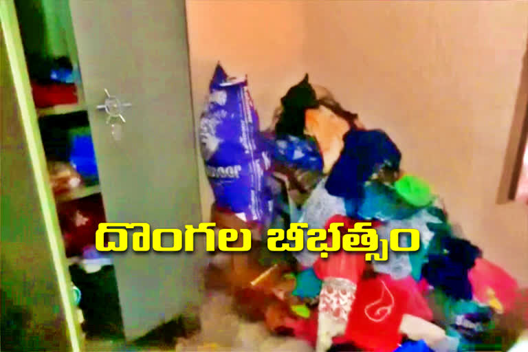 theft in house at aler in yadadri bhongir district