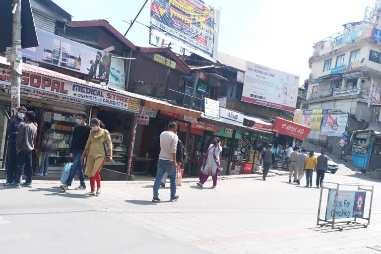 social distancing Violation in shimla