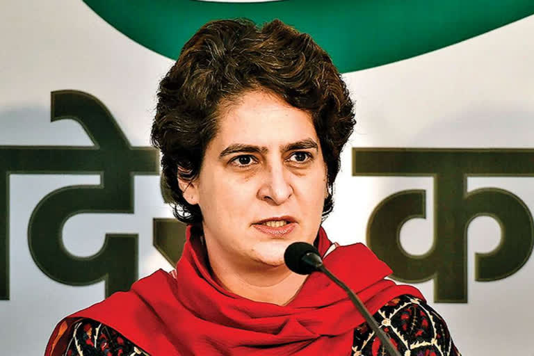 Priyanka Gandhi news  Priyanka Gandhi Vadra slams UP govt  plight of migrant workers  migrant issues in UP  പ്രിയങ്ക ഗാന്ധി  യുപി സർക്കാർ  കുടിയേറ്റ തൊഴിലാളികൾ  ഉത്തർപ്രദേശ് മുഖ്യമന്ത്രി