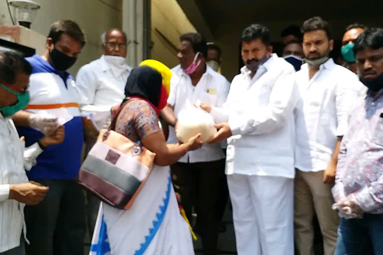 musheerabad mla muta gopal groceries distribution in hyderabad