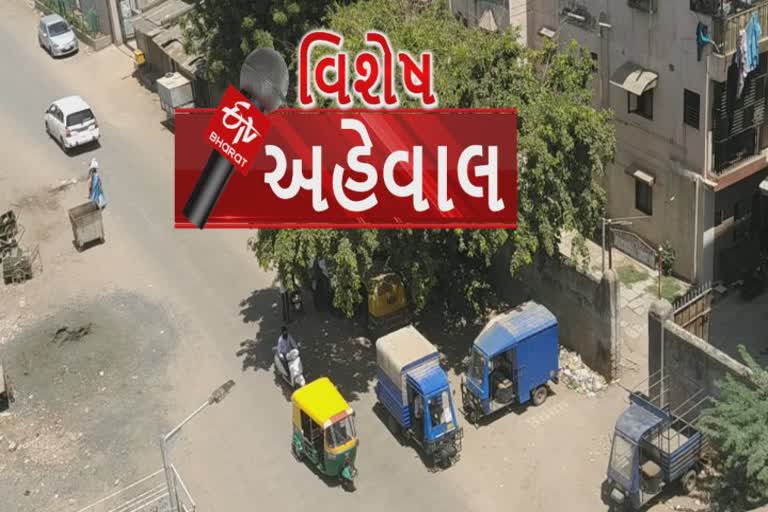 લૉકડાઉન 4.0 છૂટછાટનો ભંગ : કન્ટેન્મેન્ટ વિસ્તારોમાં ડબલ સવારી અને રિક્ષાઓ ફરતી થઈ