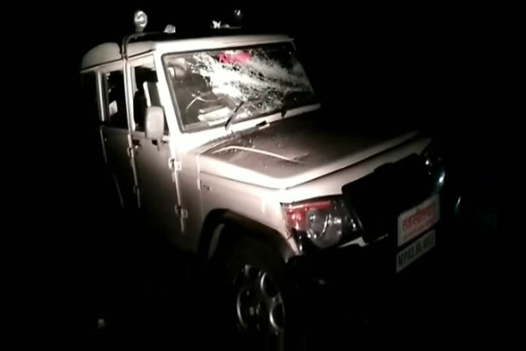 Police jeep after the attack