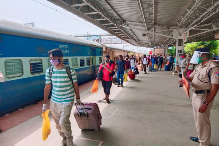 Railways to start 200 non-AC train services from June 1: Goyal