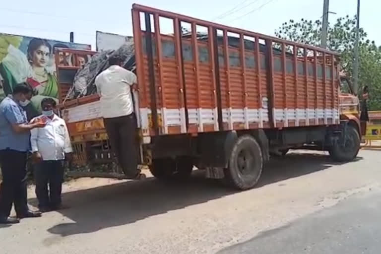 seized of Lorry which illegal transport of rice