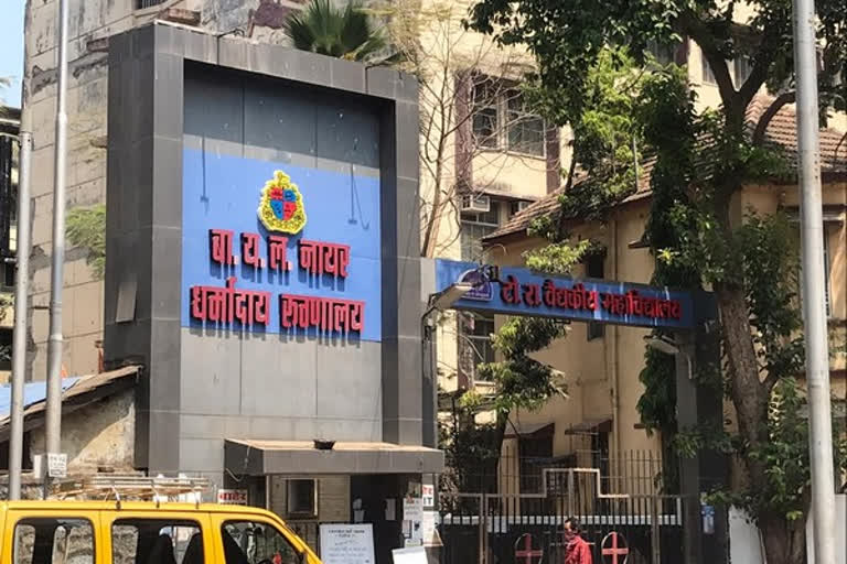 Ceiling fan  coronavirus  fan falls on doctor  ഡോക്‌ടർക്ക് പരിക്ക്  സീലിംഗ് ഫാൻ  mumbai hospital  മുംബൈ  ഫാൻ തലയിൽ വീണു