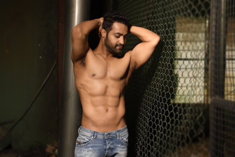 Junior NTR's chiseled body takes internet by storm