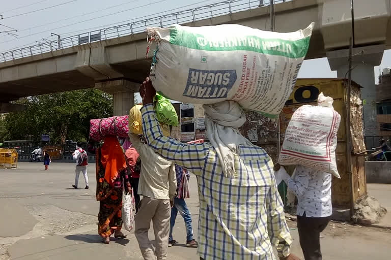 people does not get dtc bus at uttam nagar bus terminal