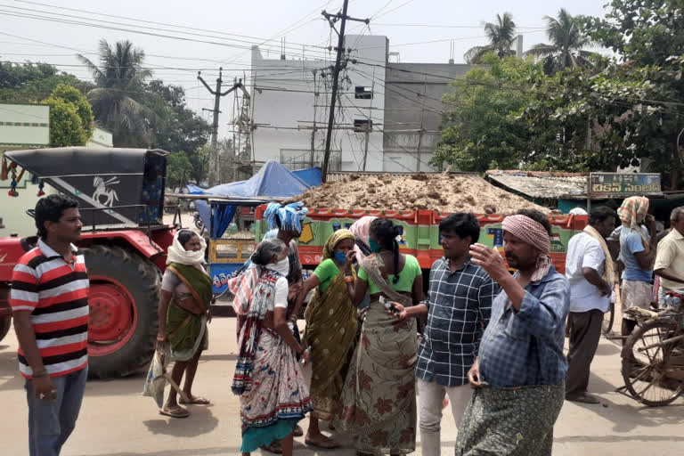 due to high speed of tractor dashed to the man in  east godavari dst