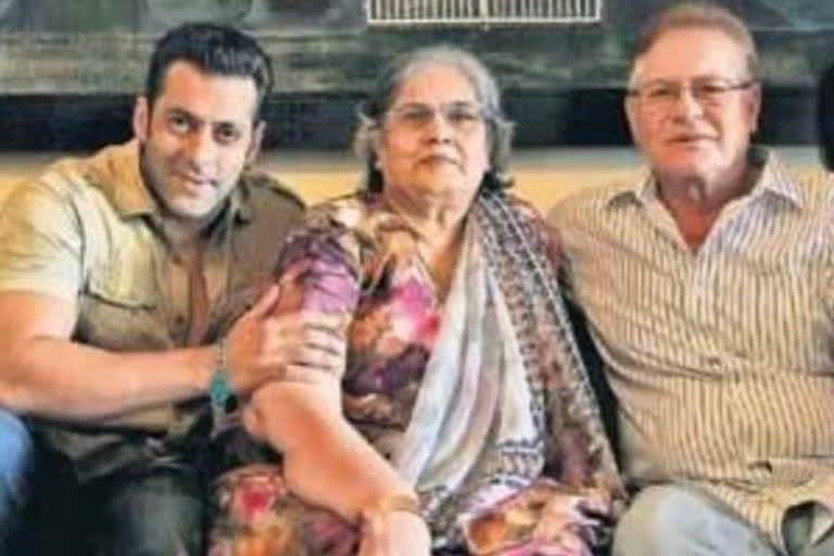 salman khan visits parents in mumbai returns to panvel in few hours