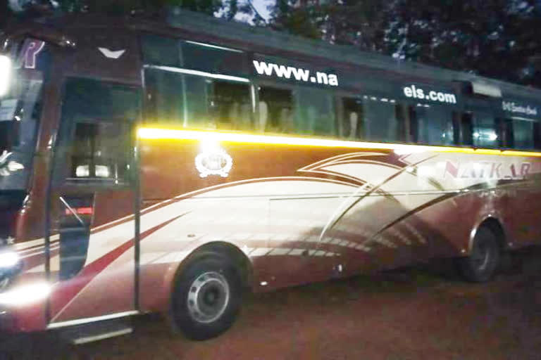 15 passenger shipping from Mumbai to basavakalyana  creating fake pass