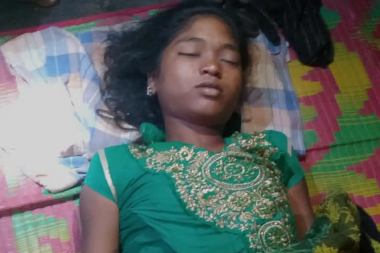 girl dead felldown  in canal at g madugula