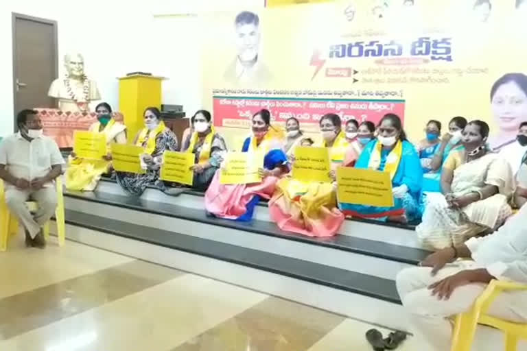 tdp leader anuradha hunger strike in nellore