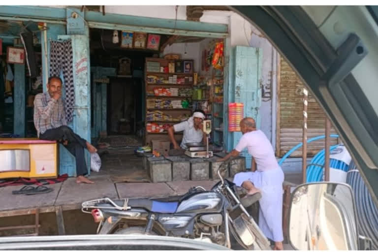 action against the shopkeepers without wearing mask