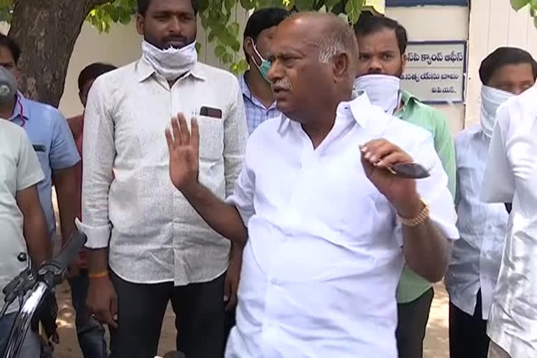 jc diwakar reddy comments on jagan govt